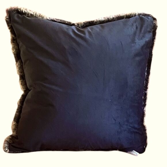 NWOT NEW Aviva Stanoff Black/Brown Faux Fur Luxury Designer Pillow 20" x 20 - Picture 2 of 4
